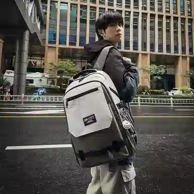 醇龙 百搭撞色旅游减负轻便 尼龙 双肩包 男女同款情侣款 多色