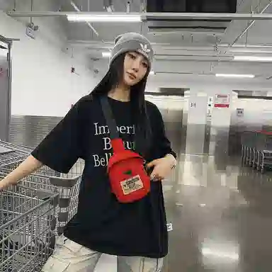 醇龙 休闲潮流 尼龙 胸包 常规 男女同款情侣款 黑色/米白色/红色/卡其色/灰色