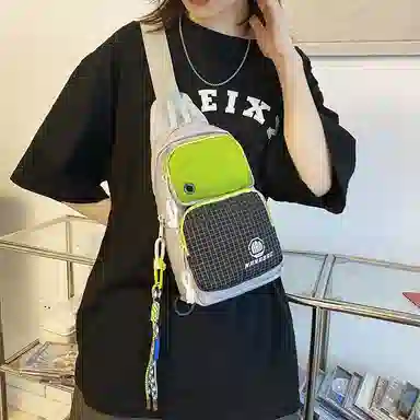 醇龙  斜挎包时尚胸包男女通用尼龙单肩包休闲外出旅游小背包运动包 多色