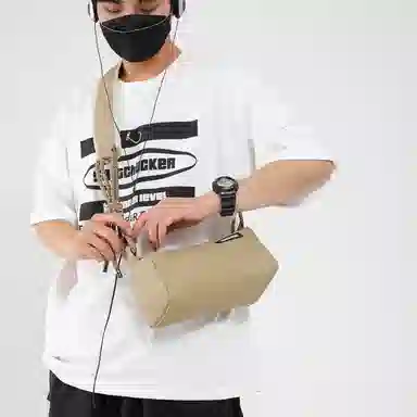 醇龙 休闲百搭学生个性洋气时尚 牛津布 男女同款情侣款 斜挎包 多色