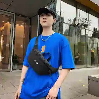 醇龙 时尚休闲轻便 尼龙 胸包 常规 男女同款情侣款 多色