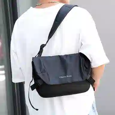 醇龙 机能风百搭简约 尼龙 邮差包单肩包 男款 多色