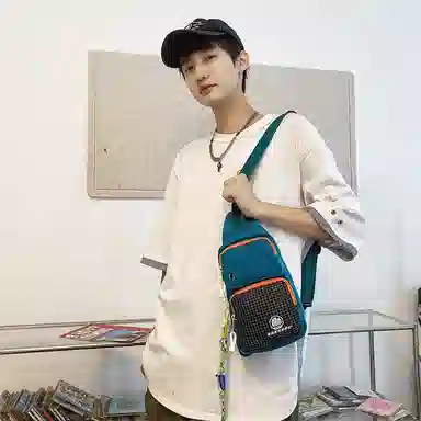 醇龙  斜挎包时尚胸包男女通用尼龙单肩包休闲外出旅游小背包运动包 多色