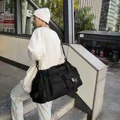 大容量干湿分离 尼龙 行李包健身包双肩包 常规 男女同款情侣款 黑色 /灰色/军绿色