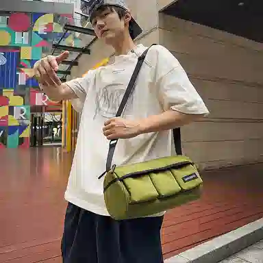 醇龙 休闲百搭出门 尼龙 斜挎单肩包 常规 男女同款情侣款 多色