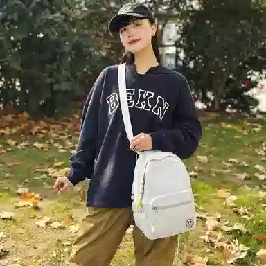 醇龙 日系小型旅行简约学生 尼龙 背包双肩包 女款