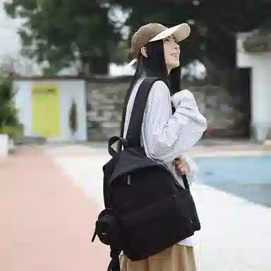 醇龙 拼色轻薄超轻大容量学生书包外出旅行多功能背包 尼龙 双肩包 男女同款情侣款 多色