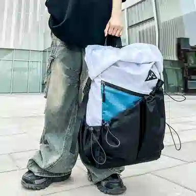 醇龙 旅行轻便大容量潮牌徒步运动背包学生书包 牛津布 双肩包 男女同款情侣款 多色