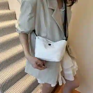 醇龙 通勤轻便百搭时尚 尼龙布 单肩包 常规 男女同款情侣款 多色