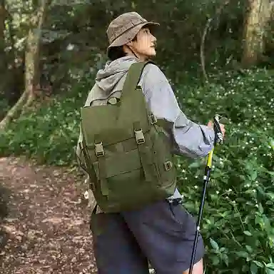 茵初 复古旅行运动通勤工装 牛津布 双肩包 常规 男女同款情侣款 多色