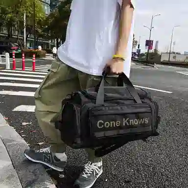 醇龙 多功能休闲工装风字母设计干湿分离 尼龙拼网 旅行包 常规 男女同款情侣款 黑色/灰色/绿色