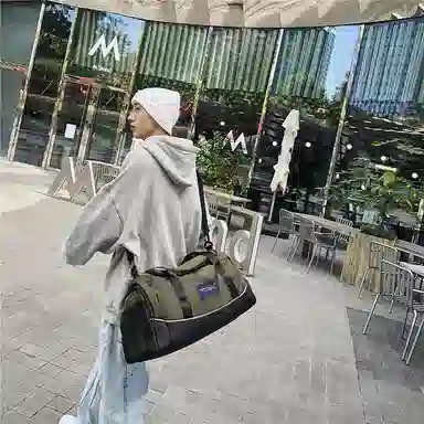 醇龙 干湿分离多用简约休闲 尼龙 旅行包 男女同款情侣款 卡其/黄/红/黑/粉/绿/蓝