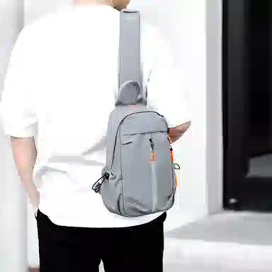 醇龙 时尚多功能 尼龙 胸包 男款 黑色/灰色