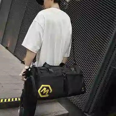 醇龙 多口袋 大容量 干湿分离 尼龙布 单肩斜挎旅行包 常规 男女同款情侣款 黑/卡其/粉/黄/红/青绿/蓝/军绿