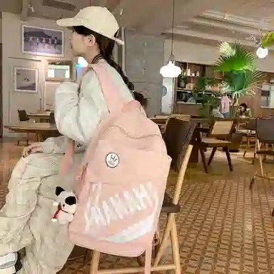 醇龙 高颜值护脊减负旅行轻便大容量学生 双肩包 尼龙 男女通用 多色