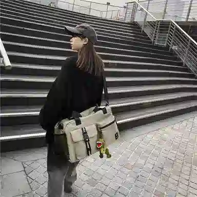 醇龙 大容量干湿分离短途多口袋 尼龙 单肩旅行包 常规 男女同款情侣款 黑/红/卡其/粉 /黄/绿