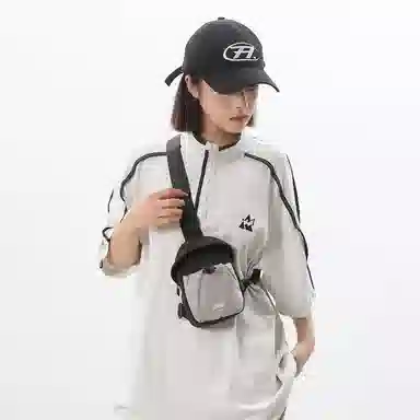 醇龙 休闲百搭个性轻便 尼龙 斜挎包 男女同款情侣款 多色