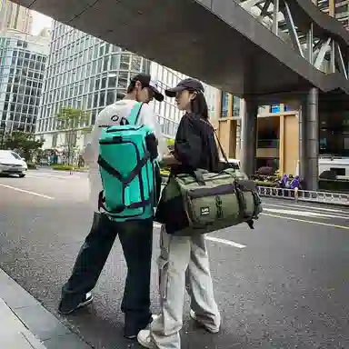 醇龙 多口袋干湿分离 尼龙 旅行包 男女同款情侣款 黑/军绿/灰/果绿