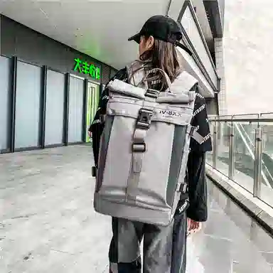 醇龙 日系街头潮牌运动学生大容量旅行背包 牛津布 双肩包 男女同款情侣款 多色