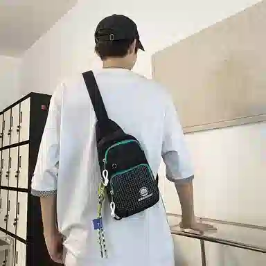 醇龙  斜挎包时尚胸包男女通用尼龙单肩包休闲外出旅游小背包运动包 多色
