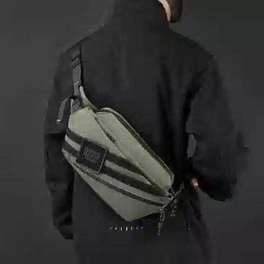 醇龙 多功能运动防水斜挎百搭韩版大容量休闲单肩斜挎小包 尼龙布 胸包 常规 男女同款情侣款 黑/军绿/迷彩/灰/深蓝