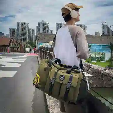 醇龙 休闲简约多功能干湿分离旅游时尚百搭 牛津复合布 旅行包 常规 男女同款情侣款 黑/卡其/红/粉/紫/黄/青绿/牛仔蓝/军绿