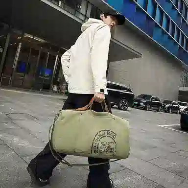 醇龙 单肩圆筒形休闲健身衣物斜挎包 帆布 手提旅行包 男女同款情侣款 多色