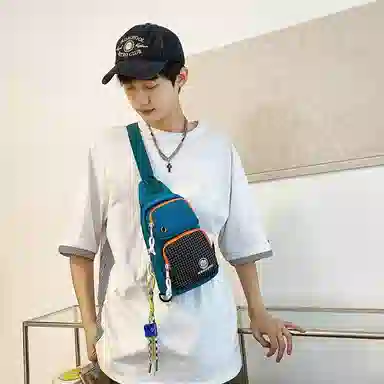 醇龙  斜挎包时尚胸包男女通用尼龙单肩包休闲外出旅游小背包运动包 多色