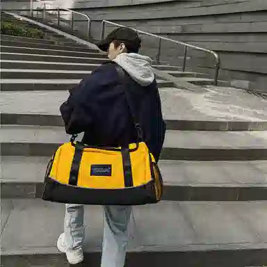 醇龙 干湿分离多用简约休闲 尼龙 旅行包 男女同款情侣款 卡其/黄/红/黑/粉/绿/蓝