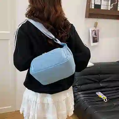 醇龙 纯色简约外出轻便时尚潮流 尼龙 斜挎单肩包 常规 男女同款情侣款 多色