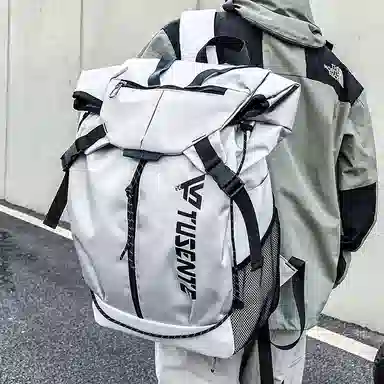 茵初 大容量运动训练篮球背包休闲旅行书包 牛津布 双肩包 常规 男女同款情侣款 多色