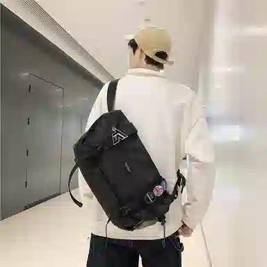 醇龙  尼龙男女通用黑色背包斜挎包大容量单肩包邮差包
