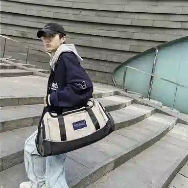 醇龙 干湿分离多用简约休闲 尼龙 旅行包 男女同款情侣款 卡其/黄/红/黑/粉/绿/蓝