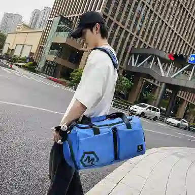 醇龙 多口袋 大容量 干湿分离 尼龙布 单肩斜挎旅行包 常规 男女同款情侣款 黑/卡其/粉/黄/红/青绿/蓝/军绿