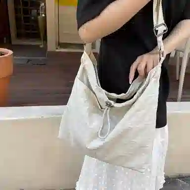 醇龙   尼龙女生多色休闲大包包时尚单肩包大容量上课通勤斜挎包