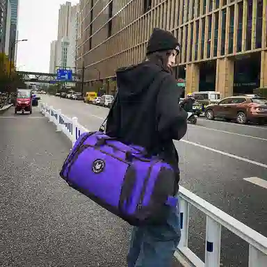 醇龙 多功能大容量干湿分离 牛津布 旅行包 男女同款情侣款 酒红色 青绿色/牛仔蓝色/黑色/灰色/黄色/紫色