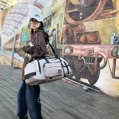 醇龙 大容量运动防水休闲 尼龙 旅行包 常规 男女同款情侣款 黑色/绿色/灰色