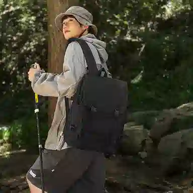 茵初 复古旅行运动通勤工装 牛津布 双肩包 常规 男女同款情侣款 多色