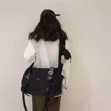 醇龙  尼龙男女通用黑色背包斜挎包大容量单肩包邮差包