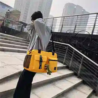 醇龙 大容量干湿分离短途多口袋 尼龙 单肩旅行包 常规 男女同款情侣款 黑/红/卡其/粉 /黄/绿