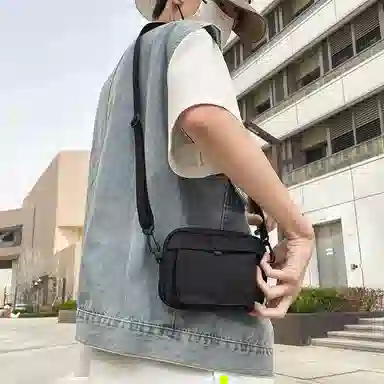 醇龙 尼龙男女通用多色简约单肩包情侣运动手机包休闲百搭斜挎包