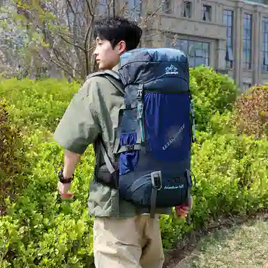 醇龙  大容量户外运动耐磨登山徒步露营 防泼水面料 双肩包 男女同款情侣款 多色