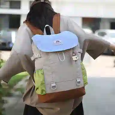 醇龙 休闲撞色大学生轻便大容量书包通勤旅行背包 尼龙 双肩包 男女同款情侣款 多色