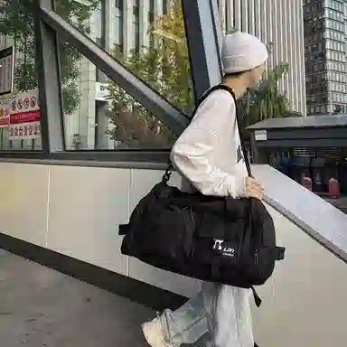 大容量干湿分离 尼龙 行李包健身包双肩包 常规 男女同款情侣款 黑色 /灰色/军绿色