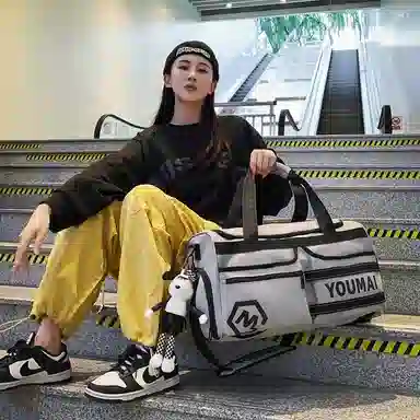 醇龙 中性风休闲简约旅游时尚百搭多功能 尼龙布 旅行包 男女同款情侣款 黑/黄/紫/红/灰/青绿/粉