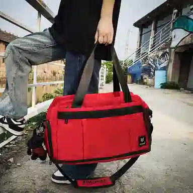 醇龙 中性风休闲简约短途旅游时尚百搭 尼龙 旅行包 常规 男女同款情侣款 黑/红/黄/卡其/青绿/军绿/粉