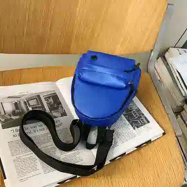 醇龙 时尚精致运动百搭轻便纯色洋气简约清新日常通勤 皮膜拼尼龙 斜挎包单肩包 男女同款情侣款 多色