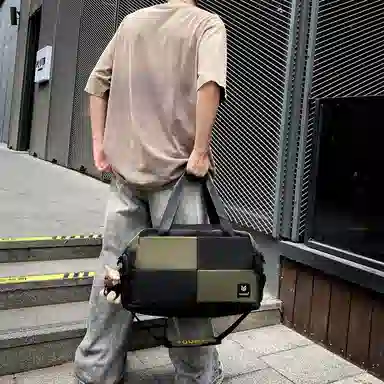 醇龙 大容量干湿分离时尚 尼龙 单肩包 男女同款情侣款 黑/红/黄/卡其/青绿/军绿/粉