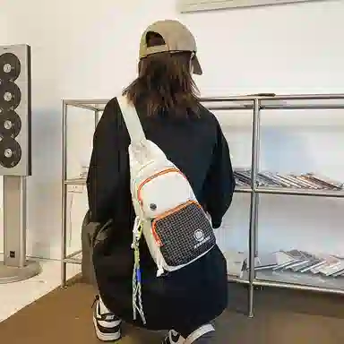 醇龙  斜挎包时尚胸包男女通用尼龙单肩包休闲外出旅游小背包运动包 多色