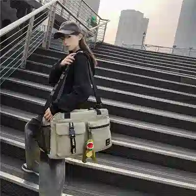 醇龙 大容量干湿分离短途多口袋 尼龙 单肩旅行包 常规 男女同款情侣款 黑/红/卡其/粉 /黄/绿